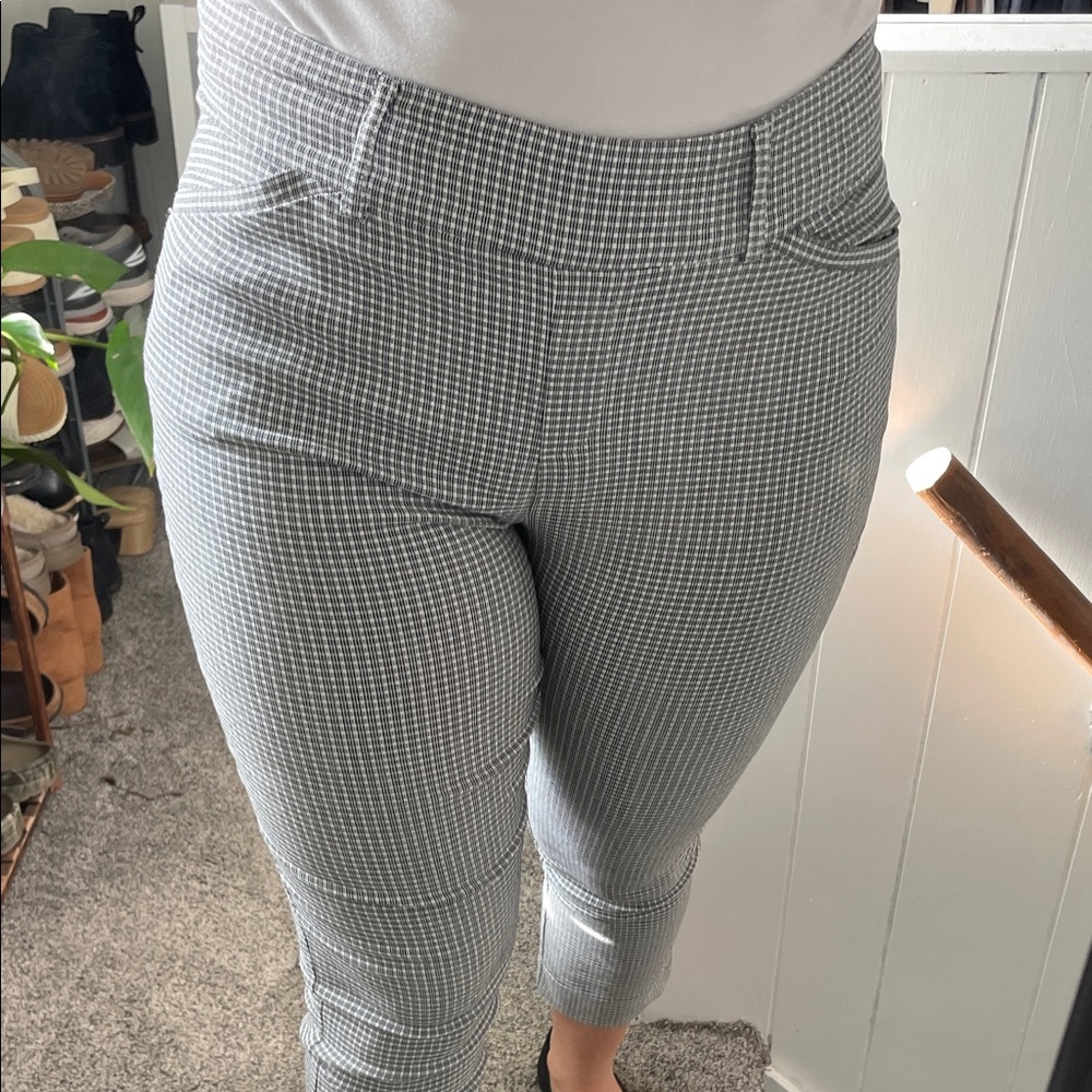 Hilary Radley Gray Checkered Ankle Pants